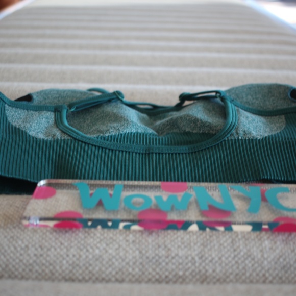 High‎ Quality Sport Bra Activewear Yoga Sweat TOP Yoga Stretch - Picture 8 of 9